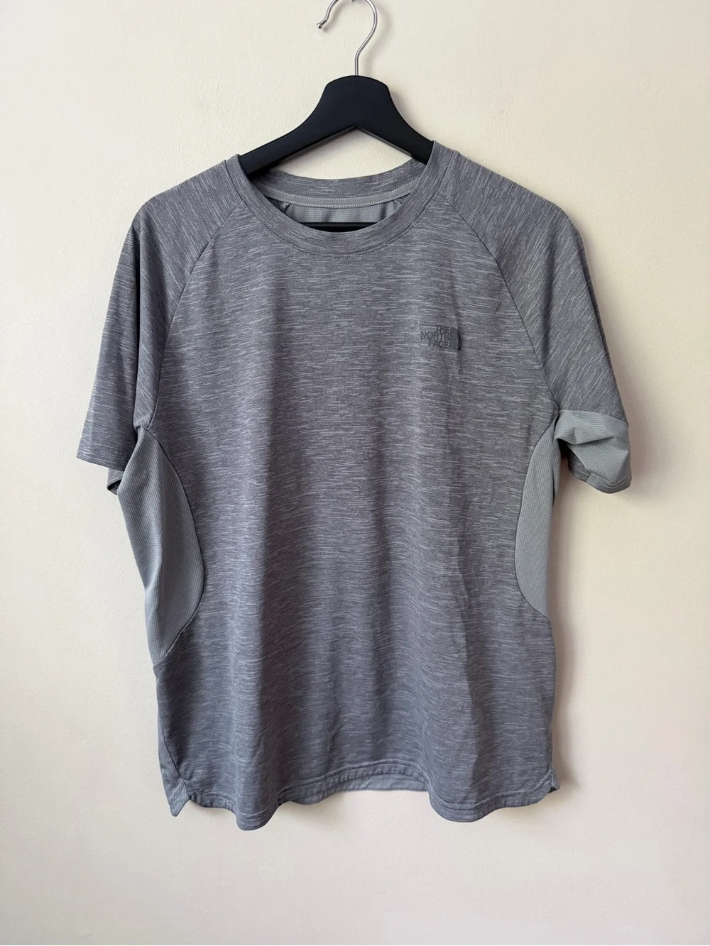 The North Face FlashDry Gray Space Dye Trail Running Athletic T-Shirt Men's L